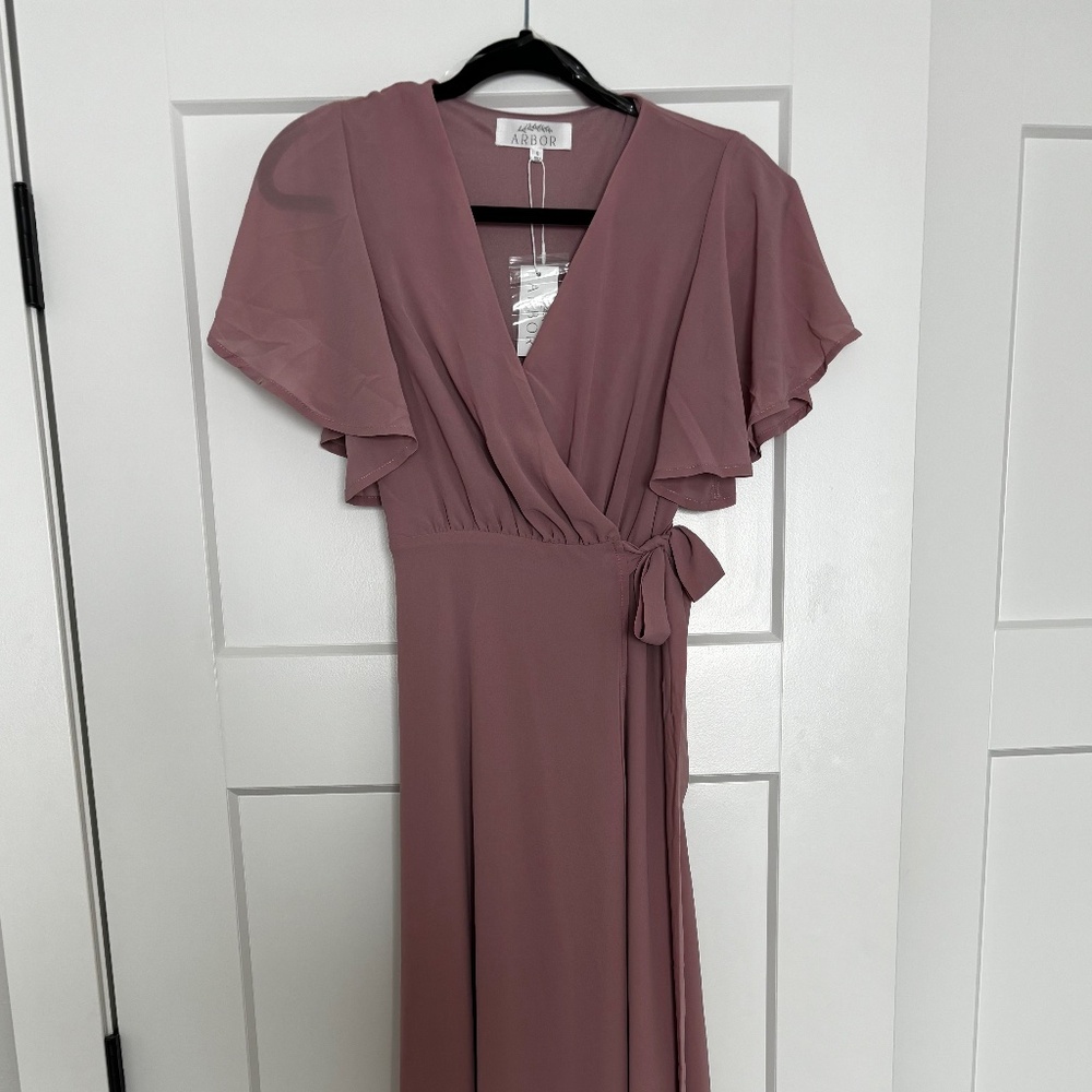 Arbor Naples Wrap Dress in Dusty Rose / Pink